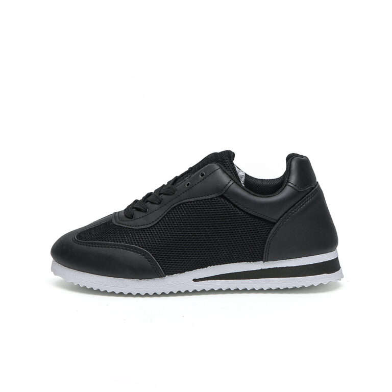 TTP Claasic Low Top Lace-Up Sneakers XB8510