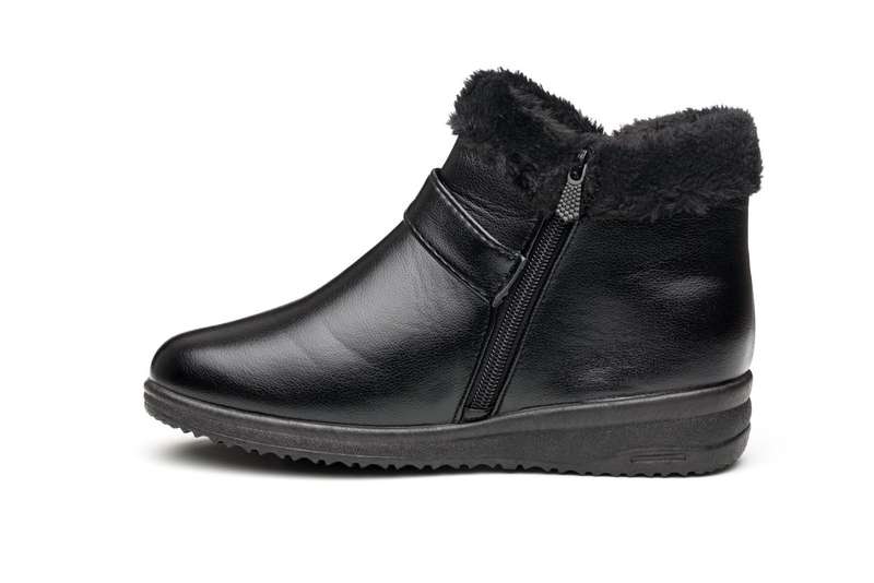 TTP Women's Winter PU Ankle Boots with buckle decor XB210403