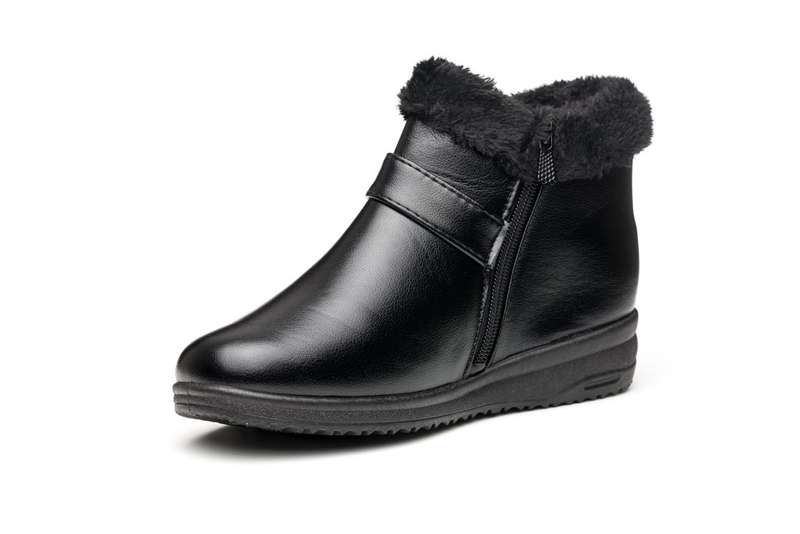 TTP Women's Winter PU Ankle Boots with buckle decor XB210403