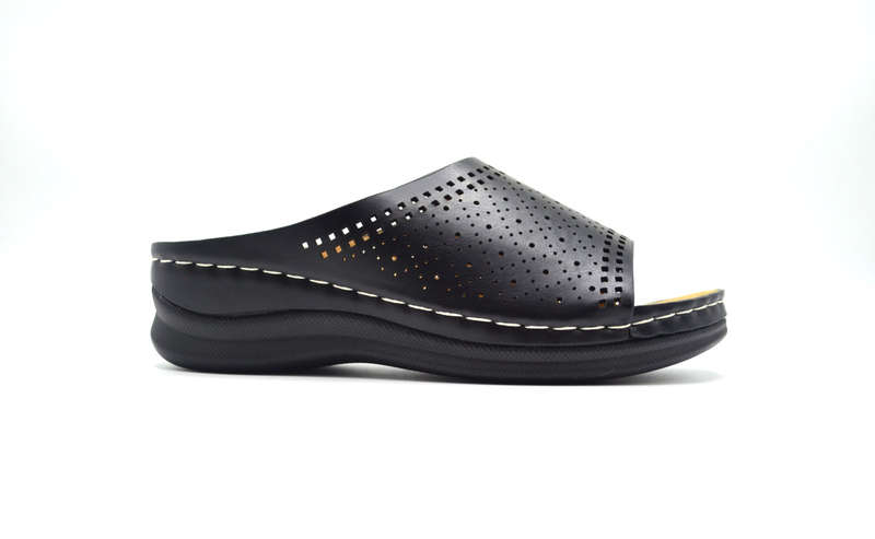 TTP Ladies Comfortable Slip-On Sandals with Cut Out Detail L18816