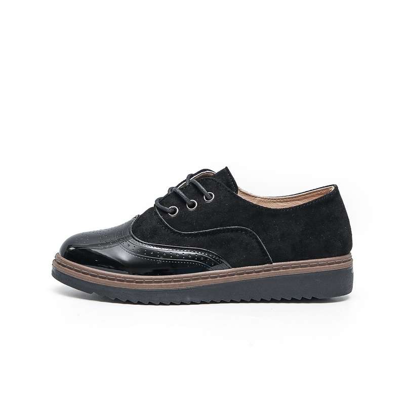 TTP Ladies Lace-Up Brogue with Patent Shoe Toe XB303