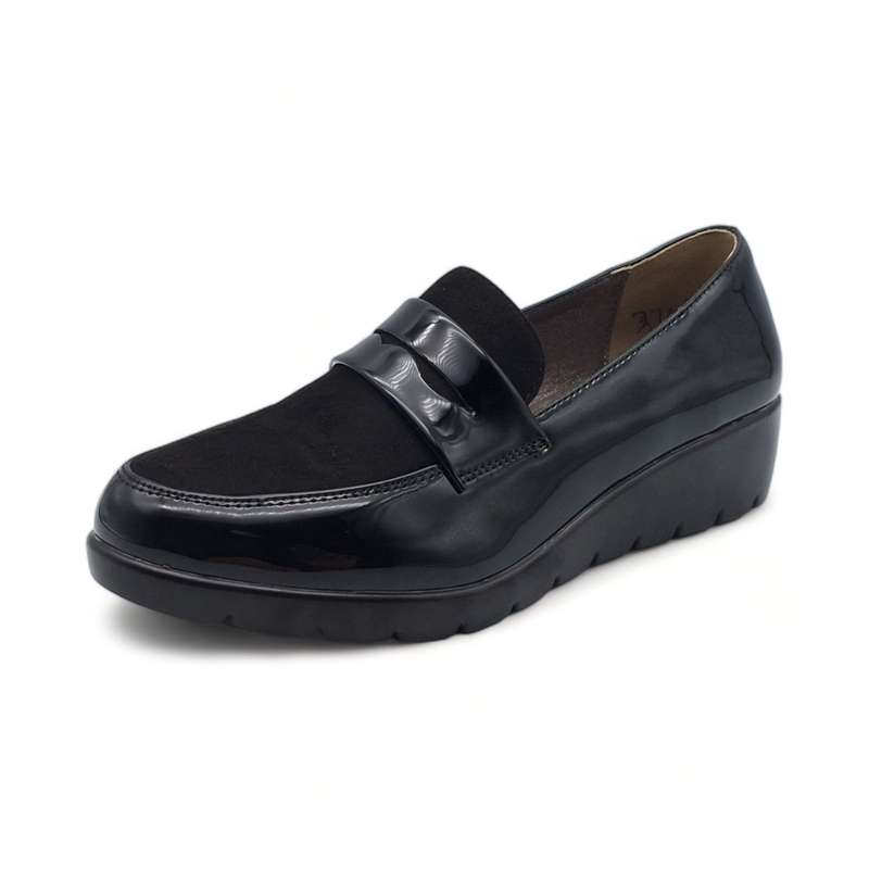 TTP Women Black Wedge Round Toe Slip On Loafers XB3705
