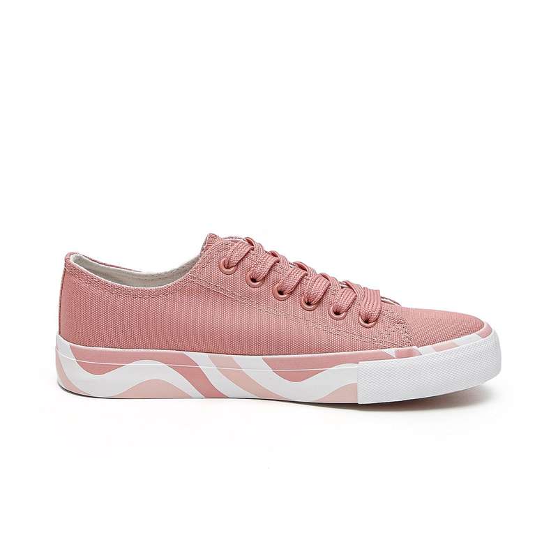 Fashion Low Top Canvas Sneaker XB3815
