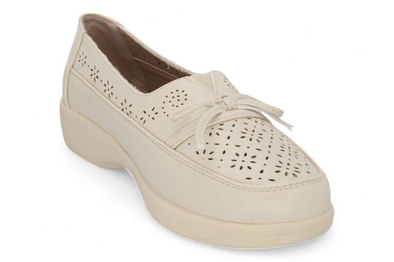 TTP Women Flatform Loafers with Flower Cut Out and Ribbon Decor HT5051
