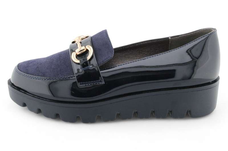 TTP Women Platform Round Toe Loafers with Link Decor HT2422-5