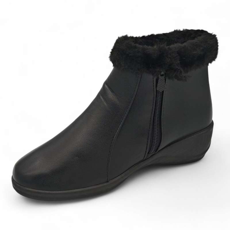 TTP Women Black Round Toe Ankle Boot with Faux Fur Lining HL210401-1