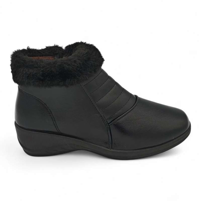 TTP Women Claasic Ankle Boot with PVC Sole and Faux Fur Lining HL210401