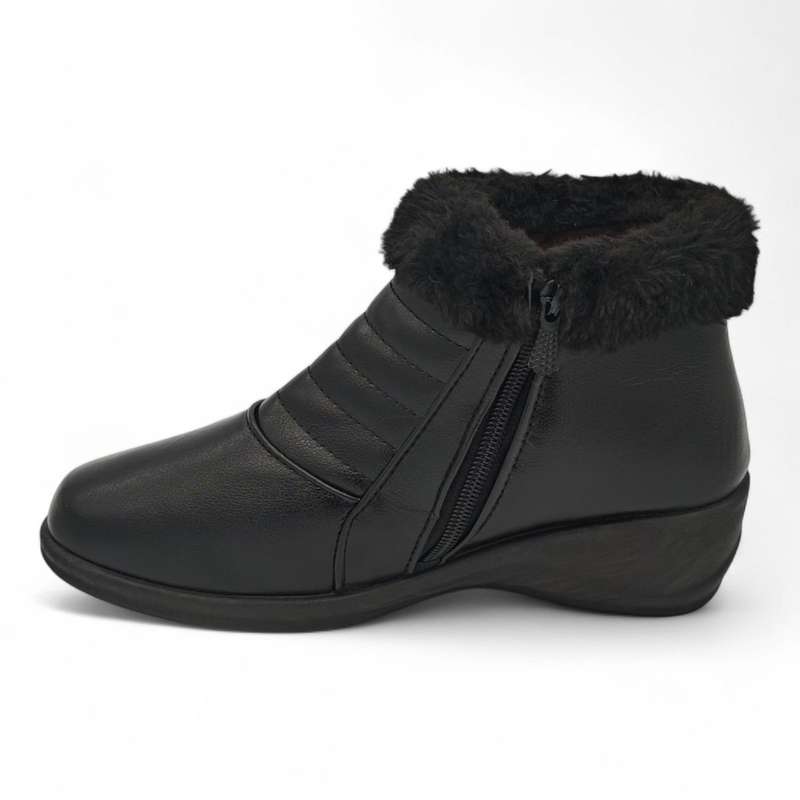 TTP Women Claasic Ankle Boot with PVC Sole and Faux Fur Lining HL210401
