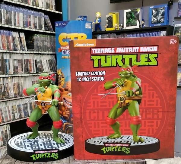 TMNT Statue Ikon Raphael 12'' Inch