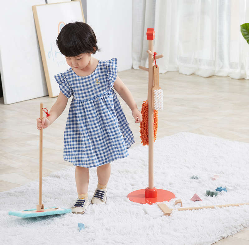 Cleaning Set - Wooden