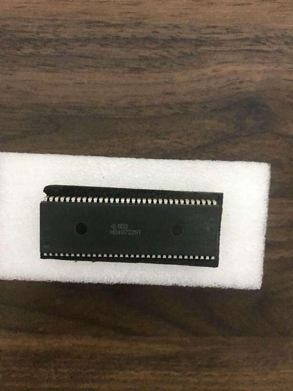HITACHI BRAND NEW HD49722 INTEGRATED CIRCUIT. 1 PC. 64PIN. NOS