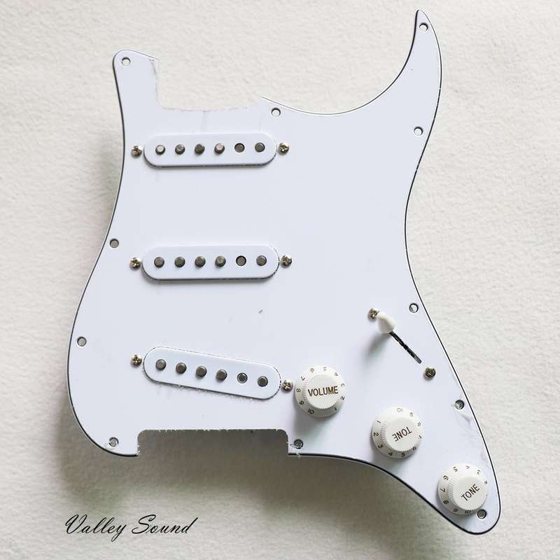 Prewired Pickguard Loaded with Alnico 5 Single Coil Pickups - White