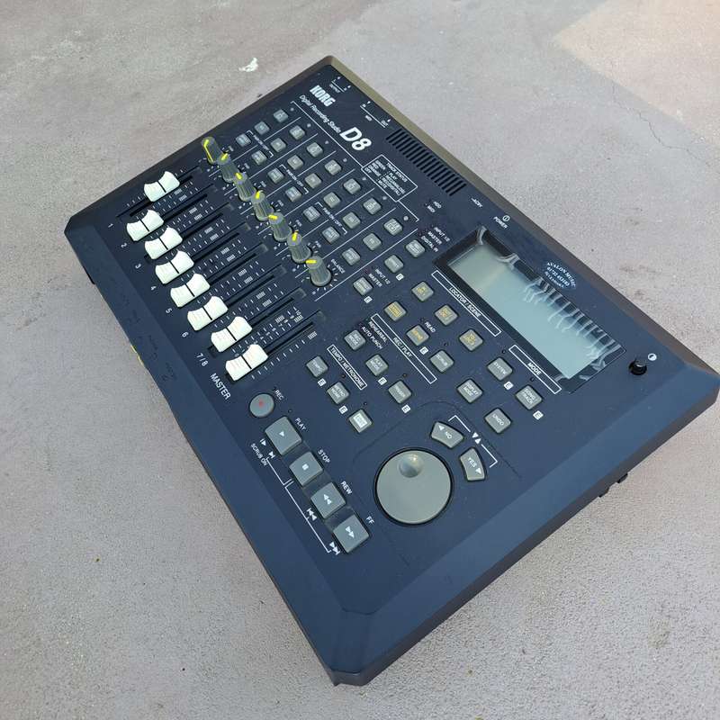 Korg D8 Digital Recorder (used)