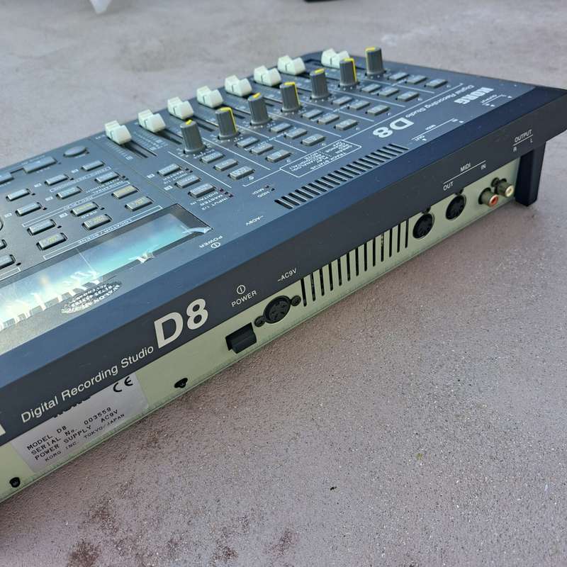 Korg D8 Digital Recorder (used)