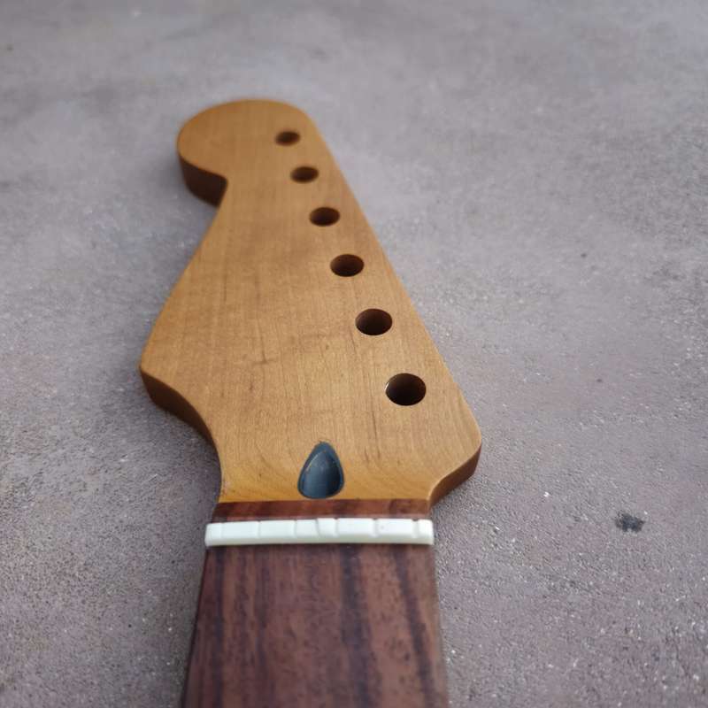 Left Hand Stratocaster Roasted Maple Neck, Rosewood Fretboard, Satin Finish
