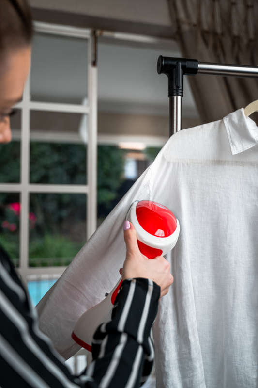 Genesis Garment Steamer Pro | Home Appliance