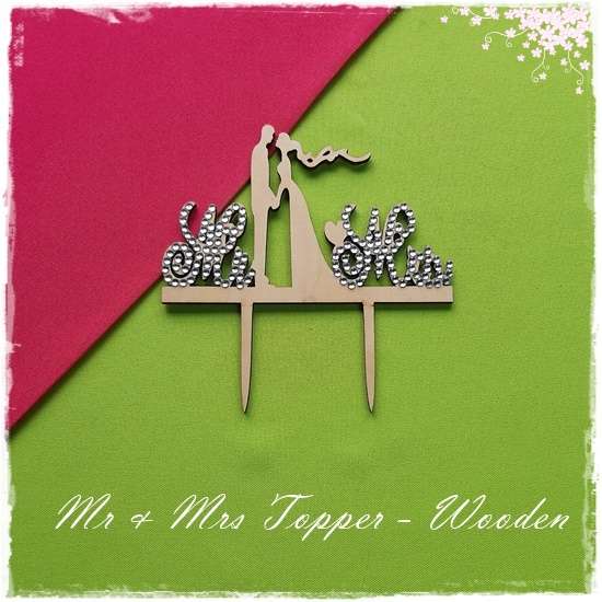 Mr & Mrs Kissing Monogram