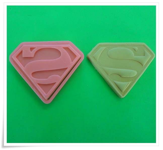 Superman Logo Biscuit Cutter