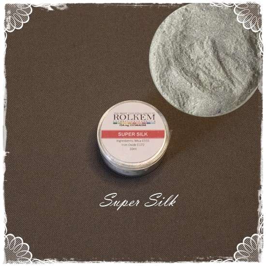 Super Silk Glossy Powder