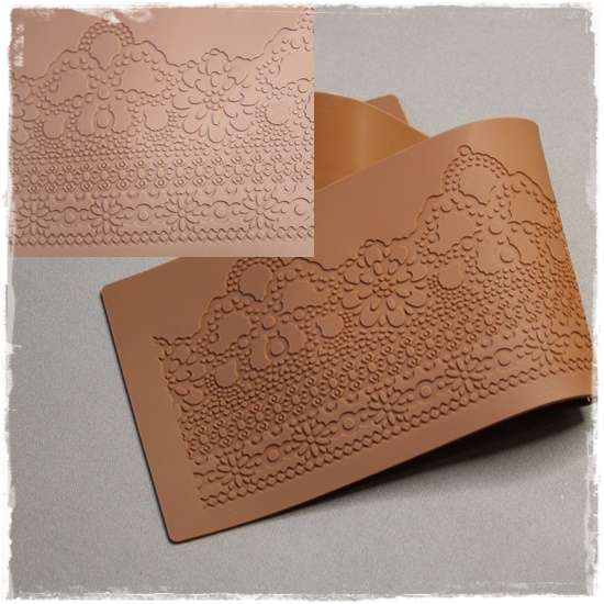 Scollop Flower Lace Mat