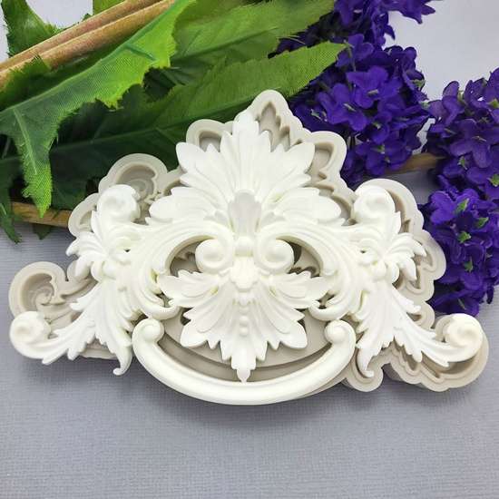 Embellishment Scroll Border Mould