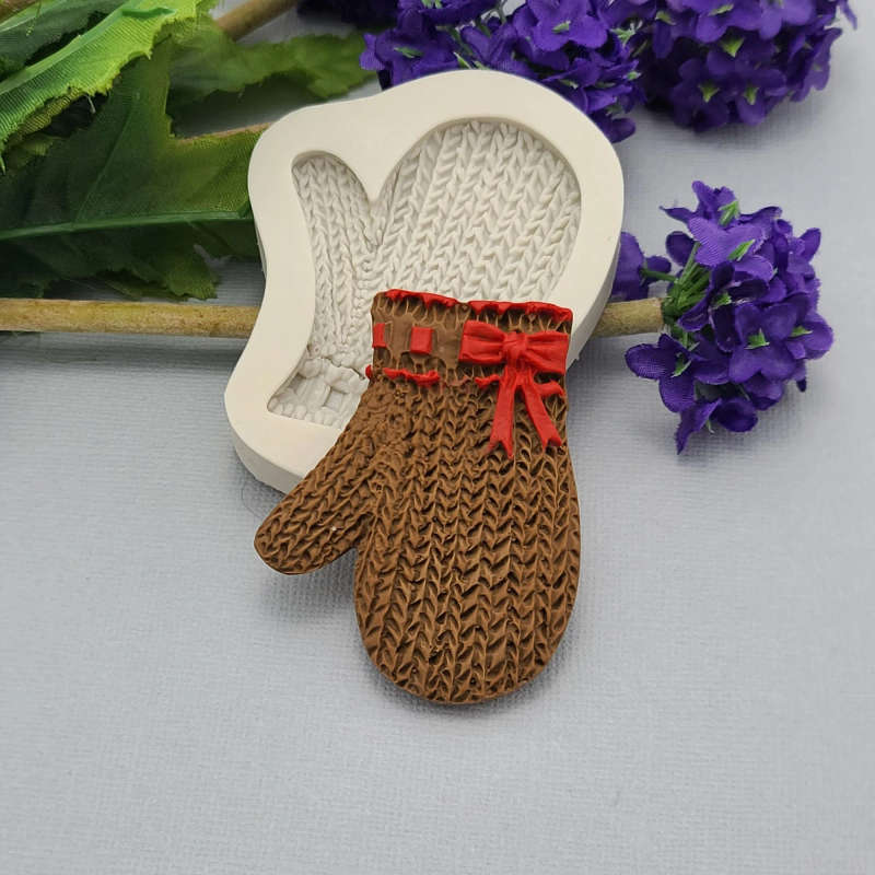 Mitten Mould- Karen Davis
