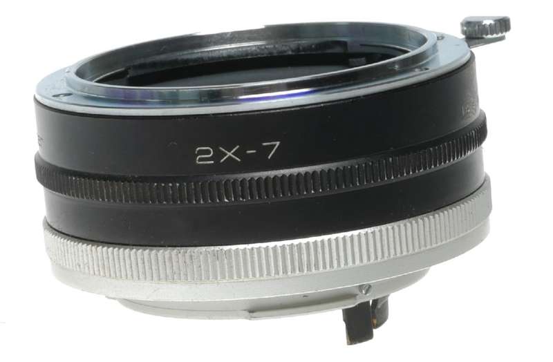 Vivitar Automatic Tele Converter 2X-7 EE Konica AR Mount