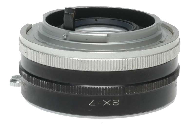 Vivitar Automatic Tele Converter 2X-7 EE Konica AR Mount