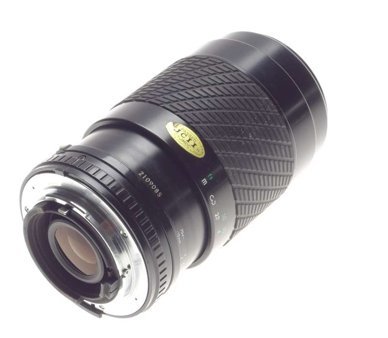 Sigma Zoom-K 1:4-5.6 f=70-210mm Multi Coated Classic 35mm SLR Film Camera Lens