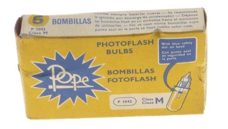 Pope Fotoflash P1042 Classic 35mm SLR Film Camera Flash Bulb
