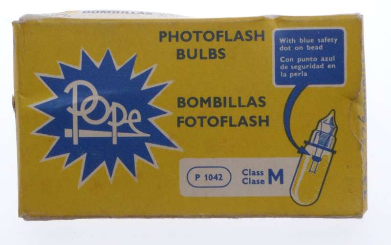 Pope Fotoflash P1042 Classic 35mm SLR Film Camera Flash Bulb