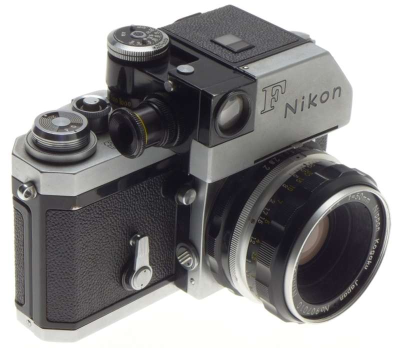Chrome nikon f 35mm film slr camera photomic meter nikkor-h 1:2 f=50mm kogaku lens