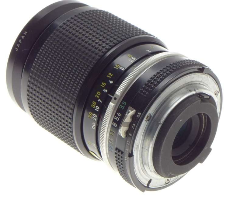 Nikkormat ft black slr camera 35mm film zoom-nikkor lens nikon 43-86mm clean