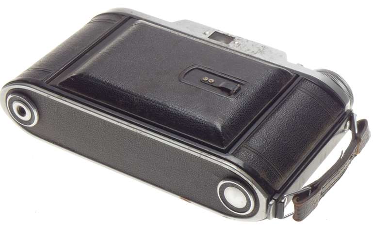 VASKAR 4.5/105mm Voigtlander coated lens Bessa I med. Format camera
