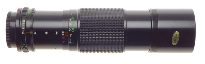 Canon zoom lens FD 100-200 1:5.6 fits SLR film camera - Canon