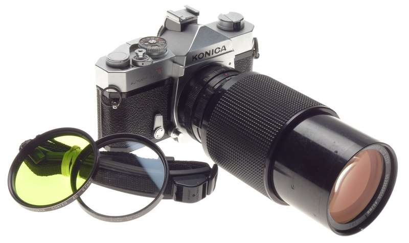 KONICA Autoreflex T Vintage SLR film camera Chrome Zoom lens