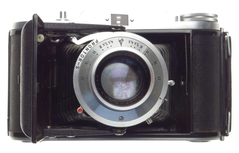 Voigtlander Bessa I folding 120 roll film camera SKOPAR 4.5/105mm lens