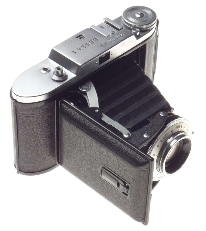Voigtlander Bessa I vintage folding camera 3.5/105mm VASKAR coated lens