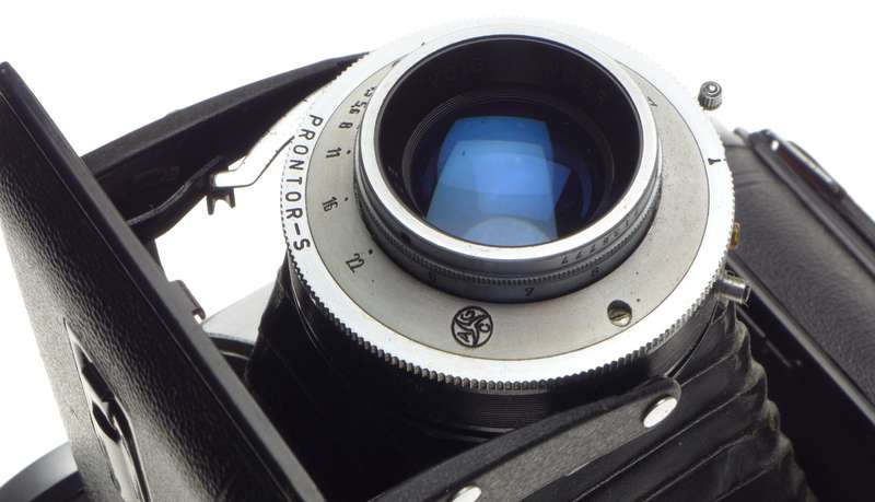Voigtlander Bessa I Classic folding camera 3.5/105mm VASKAR coated lens