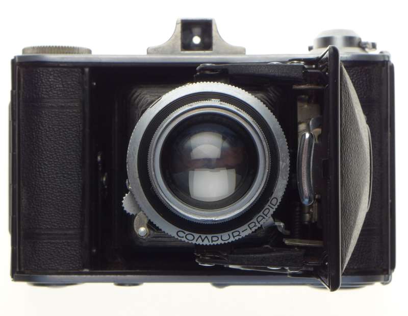 Voigtlander Bessa 66 large format 120 film camera Skopar lens