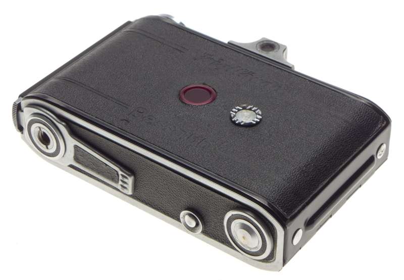 Voigtlander Bessa 66 large format 120 film camera Skopar lens