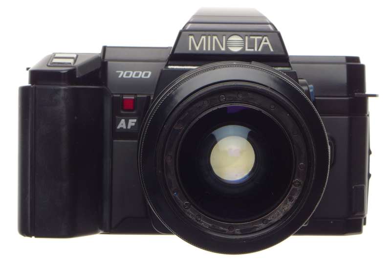 Minolta 7000 AF vintage 35mm film camera Zoom 35-70mm lens