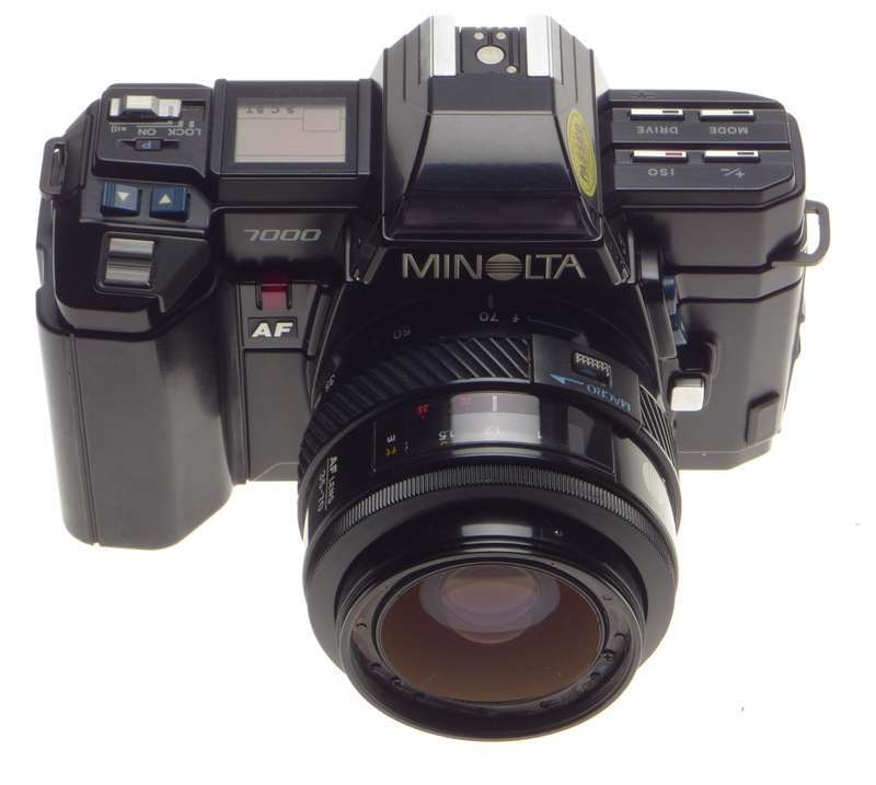 Minolta 7000 AF vintage 35mm film camera Zoom 35-70mm lens
