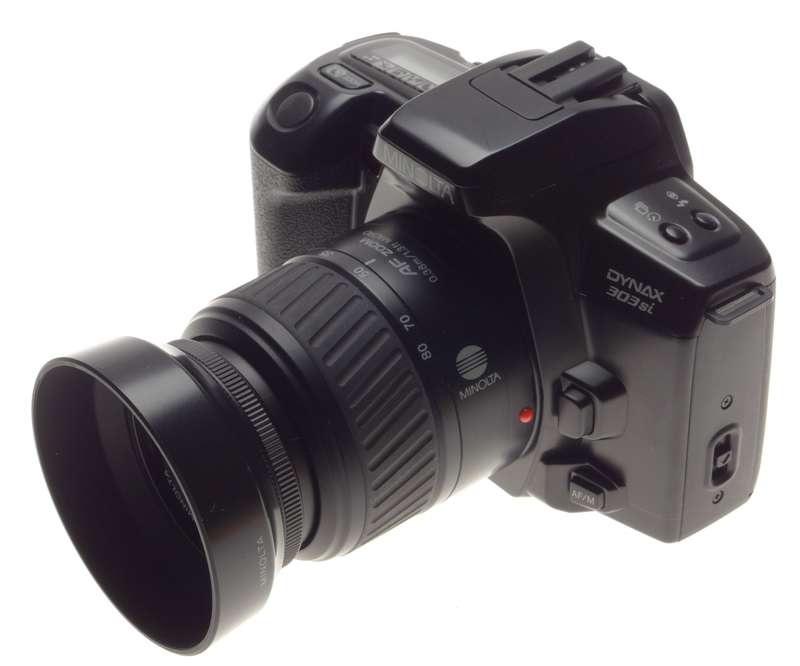 Minolta DYNAX 303si SLR 35-80mm Zoom SLR film camera lens