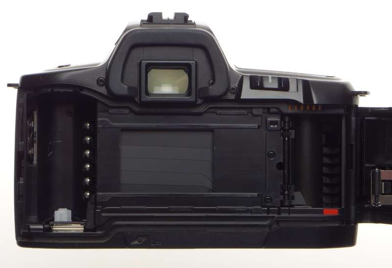 Minolta DYNAX 303si SLR 35-80mm Zoom SLR film camera lens
