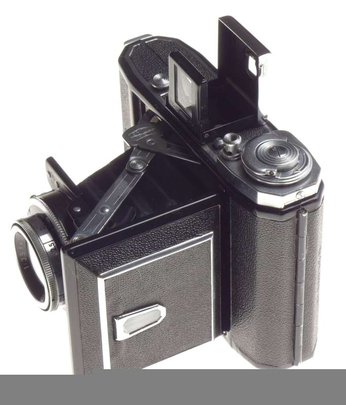 Mint Zeiss Ikon 6x9 Folding Camera Novar-Anastigmat 3.5 f=7.5cm lens - Zeiss