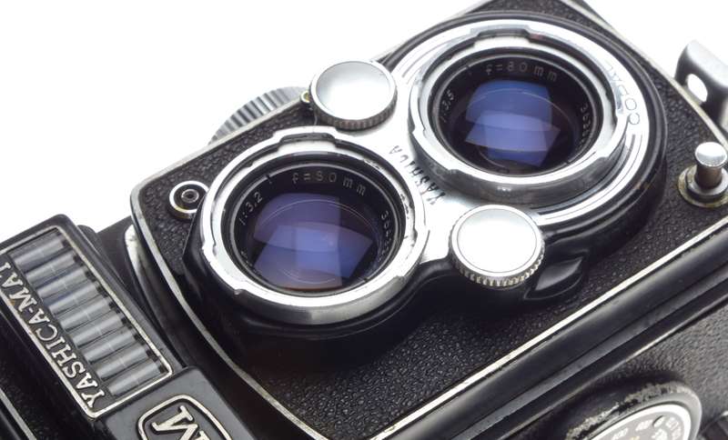 Yashica-Mat LM Medium format 120 film camera TLR 3.5/80mm - Yashica