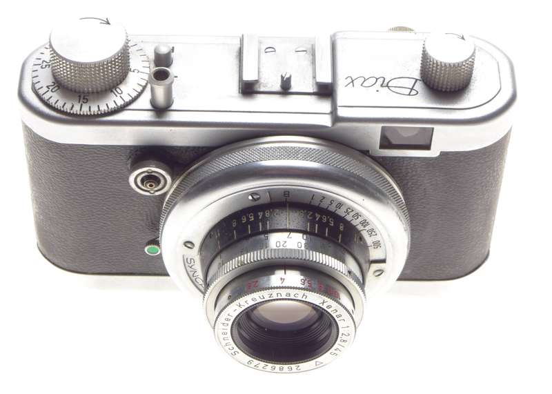 DIAX Point and shoot 35mm film camera chrome classic Xenar 2.8/45 lens