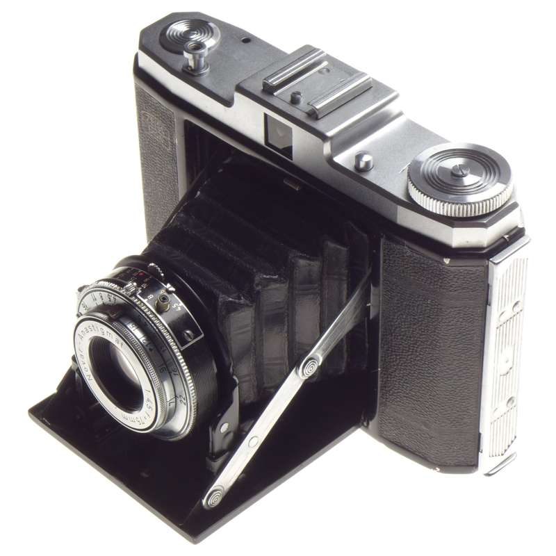 Zeiss Ikon Novar-Anastigmat 4.5 f=75mm Folding classic camera