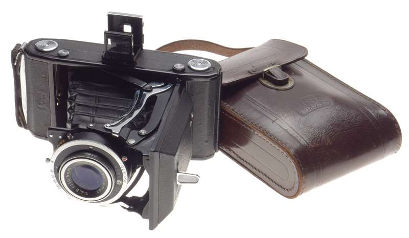 Novar-Anastigmat 4.5 f=10.5cm Zeiss Ikon